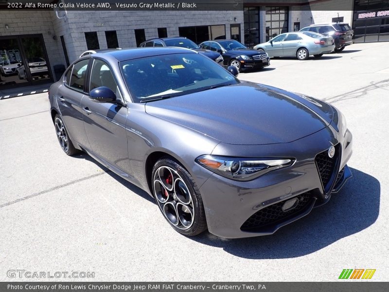 Vesuvio Gray Metallic / Black 2022 Alfa Romeo Giulia Veloce AWD