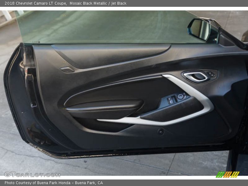 Mosaic Black Metallic / Jet Black 2018 Chevrolet Camaro LT Coupe