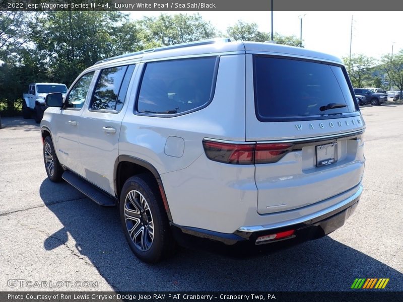 Luxury White Pearl / Sea Salt/Black 2022 Jeep Wagoneer Series III 4x4