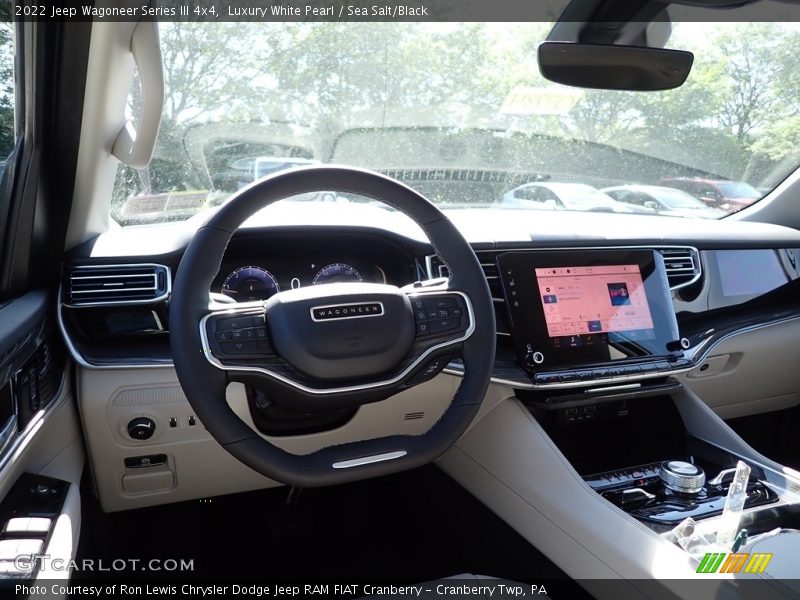 Luxury White Pearl / Sea Salt/Black 2022 Jeep Wagoneer Series III 4x4