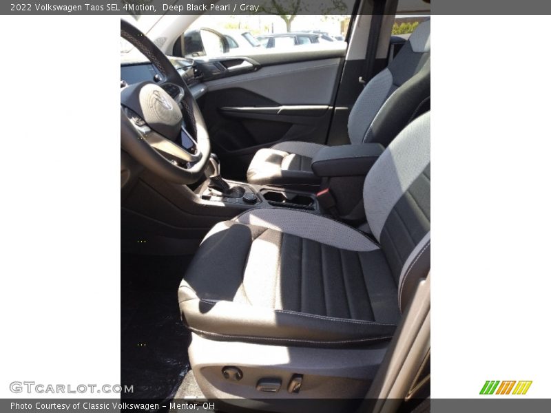 Deep Black Pearl / Gray 2022 Volkswagen Taos SEL 4Motion
