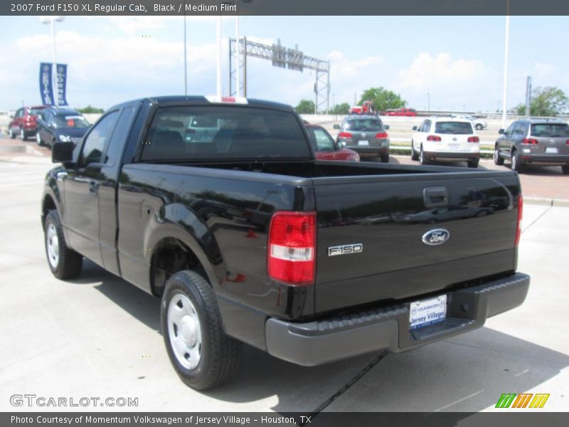 Black / Medium Flint 2007 Ford F150 XL Regular Cab