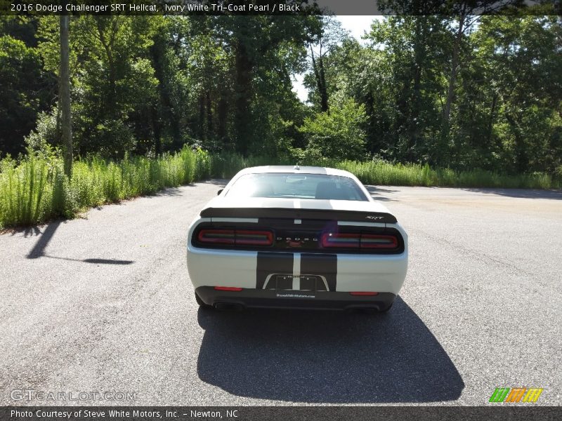 Ivory White Tri-Coat Pearl / Black 2016 Dodge Challenger SRT Hellcat