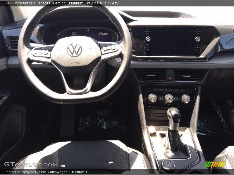 Platinum Gray Metallic / Gray 2022 Volkswagen Taos SEL 4Motion