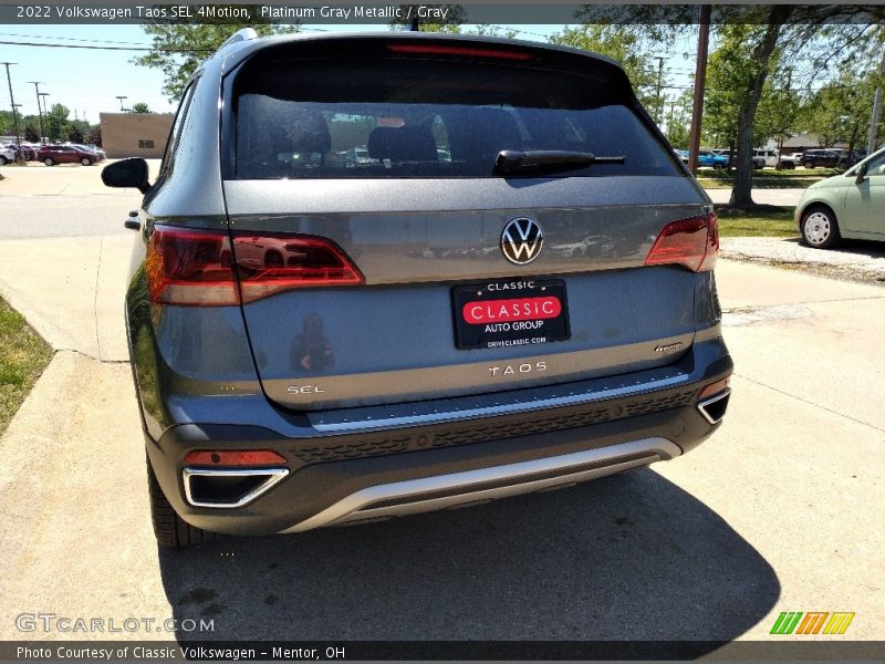 Platinum Gray Metallic / Gray 2022 Volkswagen Taos SEL 4Motion