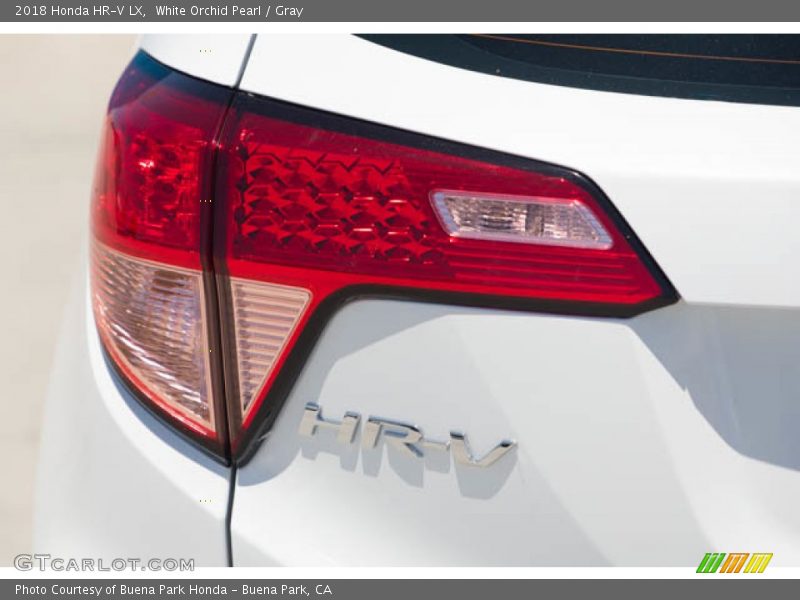 White Orchid Pearl / Gray 2018 Honda HR-V LX