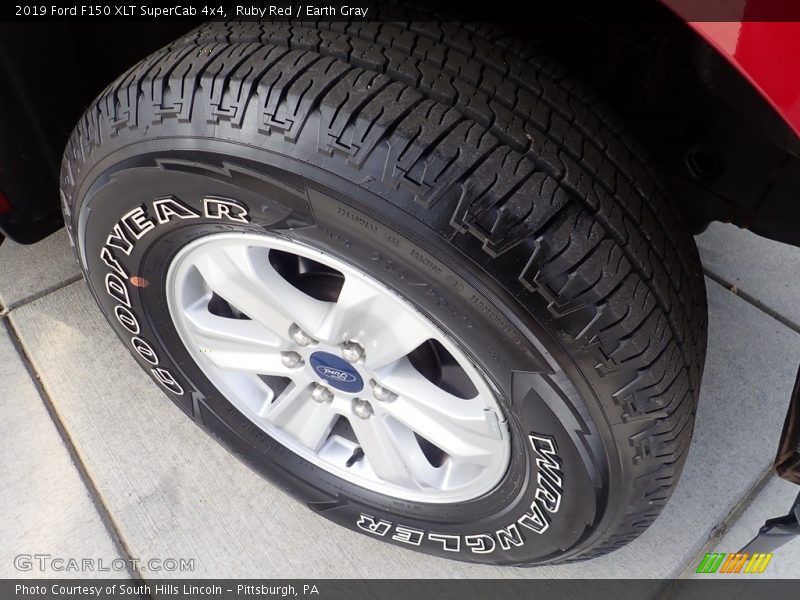 Ruby Red / Earth Gray 2019 Ford F150 XLT SuperCab 4x4