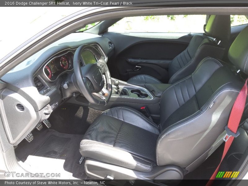 Front Seat of 2016 Challenger SRT Hellcat