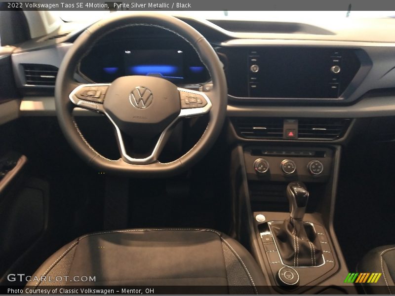 Pyrite Silver Metallic / Black 2022 Volkswagen Taos SE 4Motion