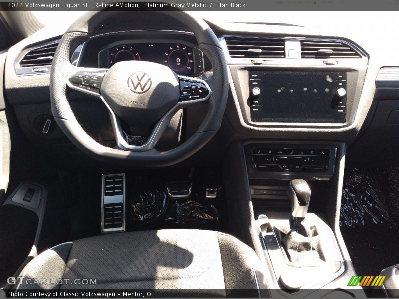 Platinum Gray Metallic / Titan Black 2022 Volkswagen Tiguan SEL R-Line 4Motion
