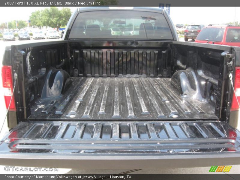 Black / Medium Flint 2007 Ford F150 XL Regular Cab