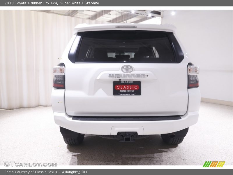 Super White / Graphite 2018 Toyota 4Runner SR5 4x4