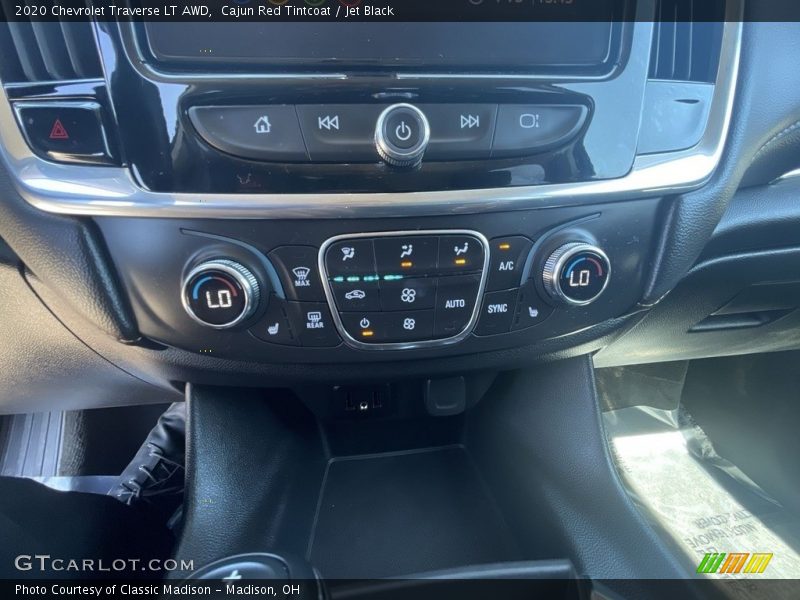 Cajun Red Tintcoat / Jet Black 2020 Chevrolet Traverse LT AWD