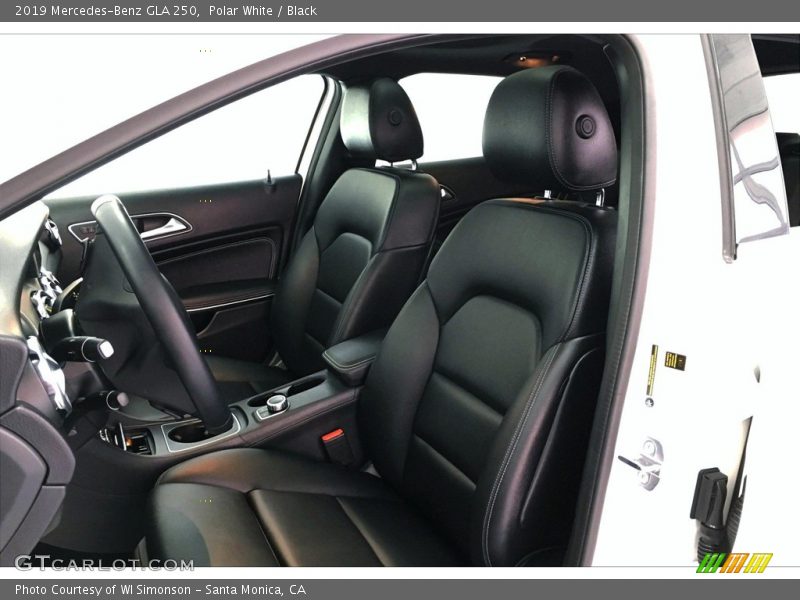 Polar White / Black 2019 Mercedes-Benz GLA 250