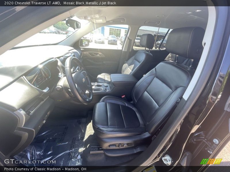 Mosaic Black Metallic / Jet Black 2020 Chevrolet Traverse LT AWD