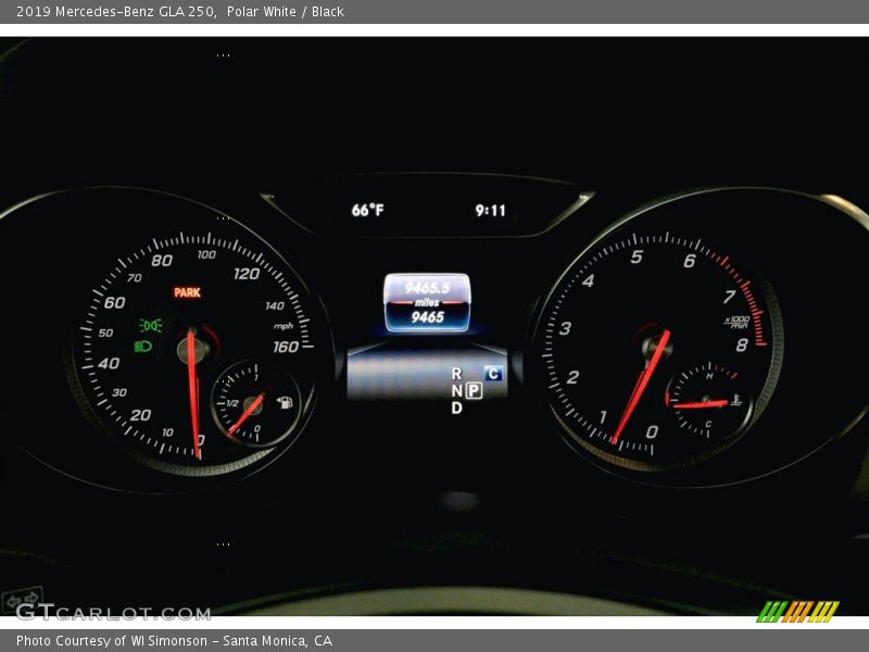 Polar White / Black 2019 Mercedes-Benz GLA 250