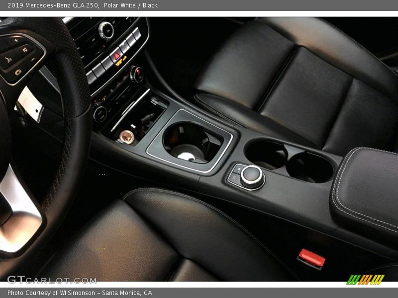 Polar White / Black 2019 Mercedes-Benz GLA 250