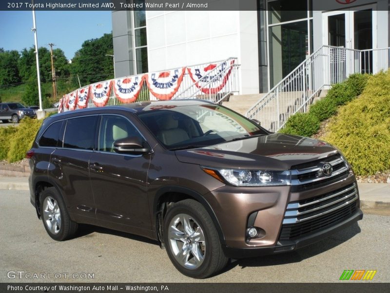 Toasted Walnut Pearl / Almond 2017 Toyota Highlander Limited AWD