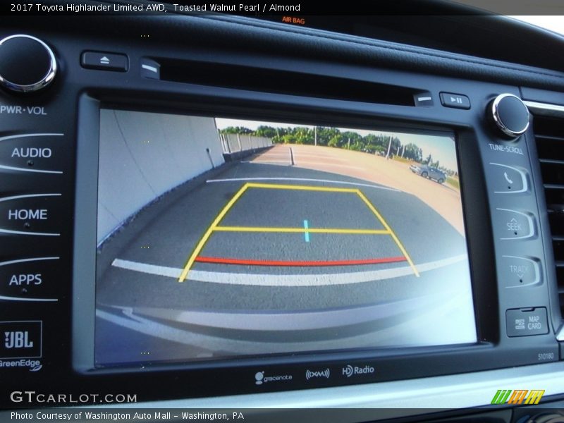 Toasted Walnut Pearl / Almond 2017 Toyota Highlander Limited AWD