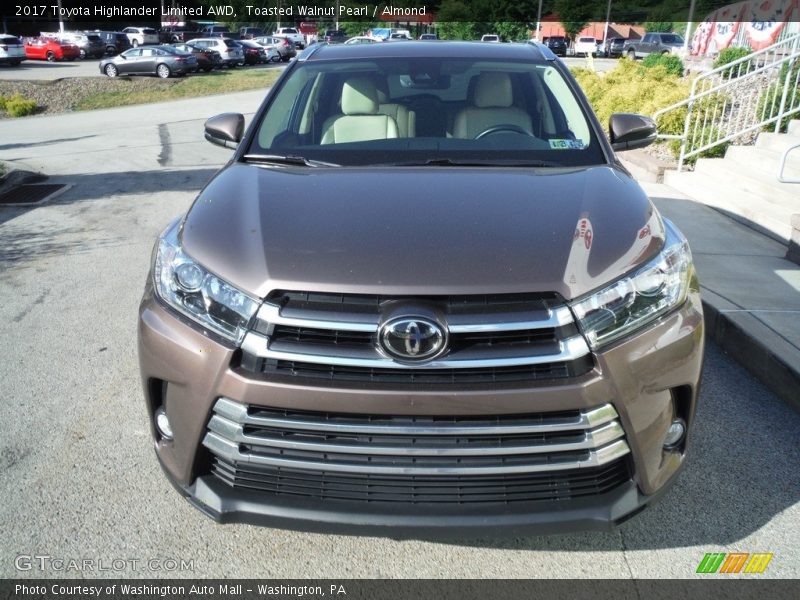 Toasted Walnut Pearl / Almond 2017 Toyota Highlander Limited AWD