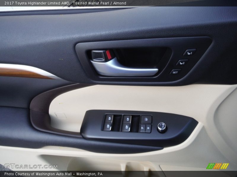 Toasted Walnut Pearl / Almond 2017 Toyota Highlander Limited AWD
