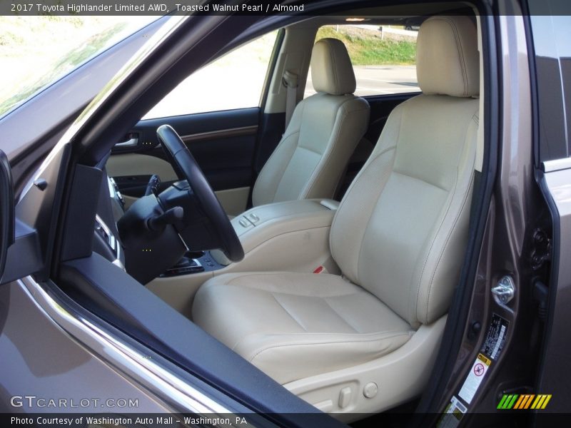 Toasted Walnut Pearl / Almond 2017 Toyota Highlander Limited AWD