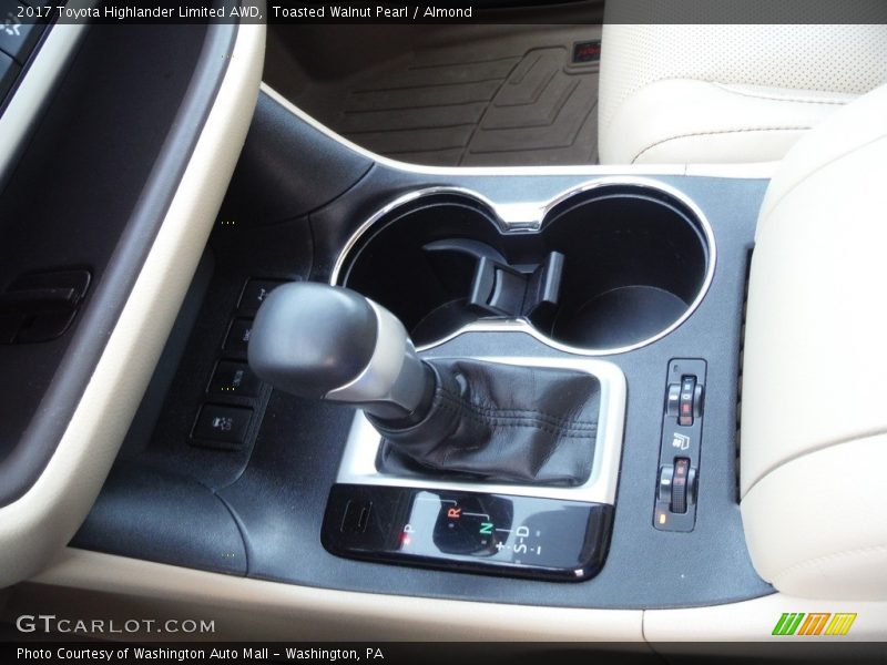 Toasted Walnut Pearl / Almond 2017 Toyota Highlander Limited AWD