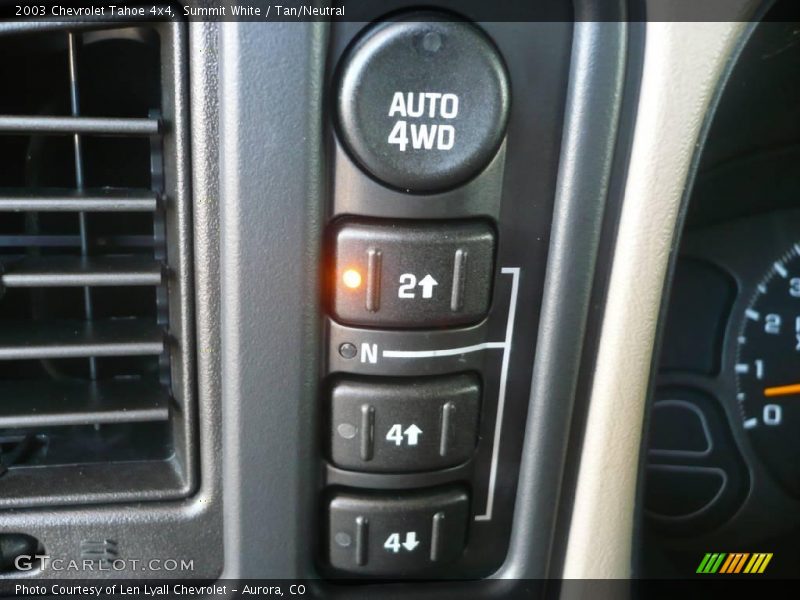 Summit White / Tan/Neutral 2003 Chevrolet Tahoe 4x4