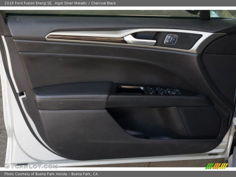 Door Panel of 2016 Fusion Energi SE