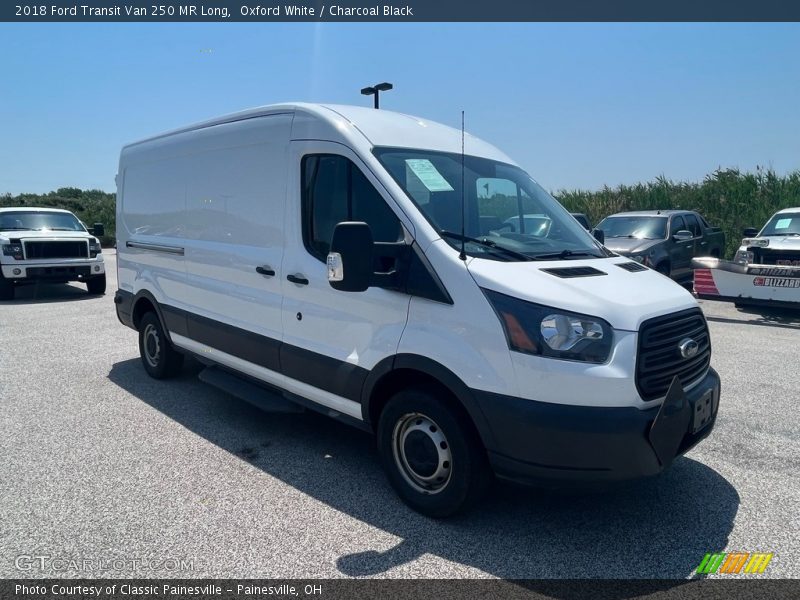 Oxford White / Charcoal Black 2018 Ford Transit Van 250 MR Long