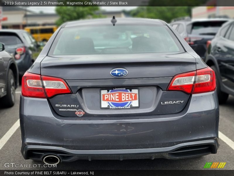 Magnetite Gray Metallic / Slate Black 2019 Subaru Legacy 2.5i Premium