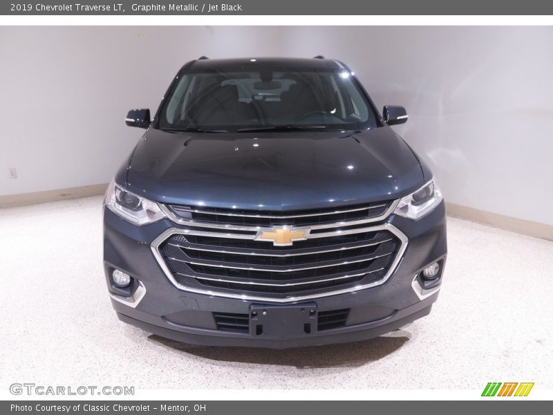 Graphite Metallic / Jet Black 2019 Chevrolet Traverse LT