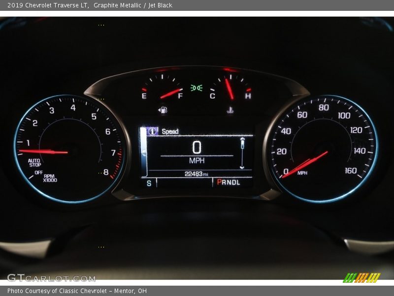 Graphite Metallic / Jet Black 2019 Chevrolet Traverse LT