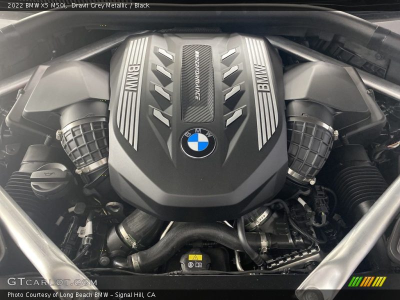 Dravit Grey Metallic / Black 2022 BMW X5 M50i
