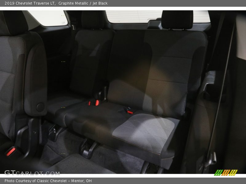 Graphite Metallic / Jet Black 2019 Chevrolet Traverse LT