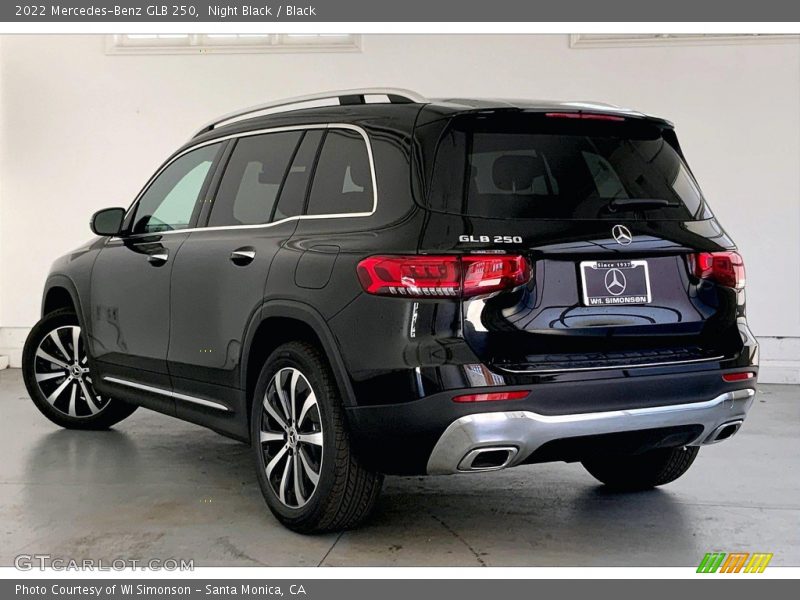 Night Black / Black 2022 Mercedes-Benz GLB 250