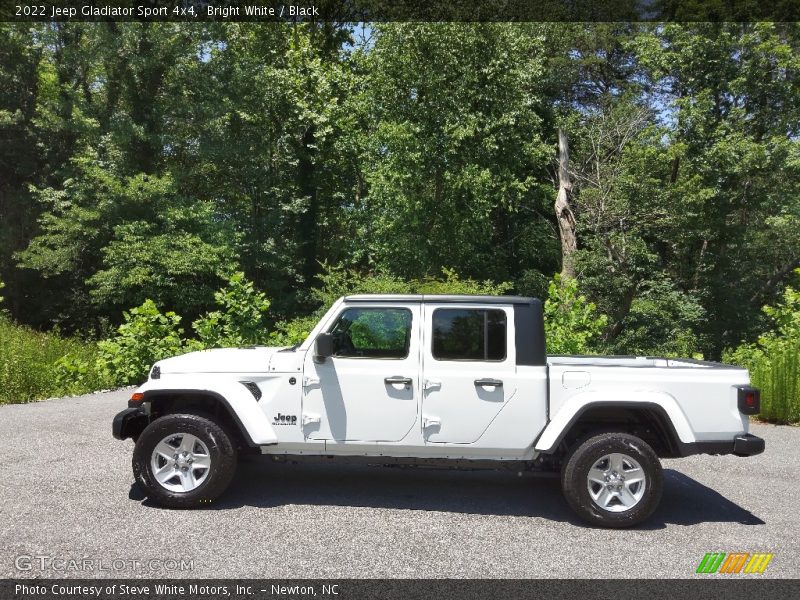 Bright White / Black 2022 Jeep Gladiator Sport 4x4