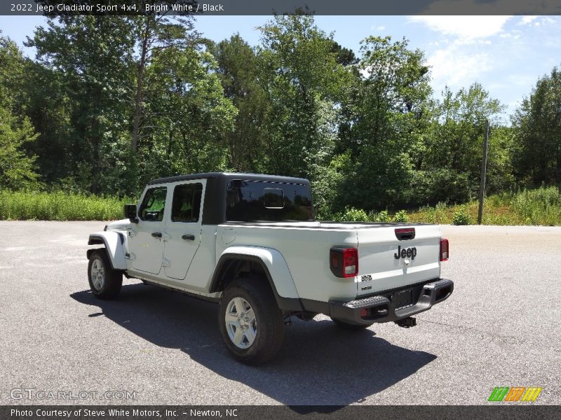 Bright White / Black 2022 Jeep Gladiator Sport 4x4