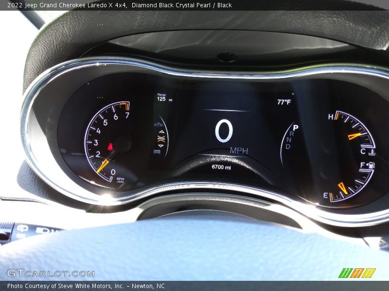  2022 Grand Cherokee Laredo X 4x4 Laredo X 4x4 Gauges