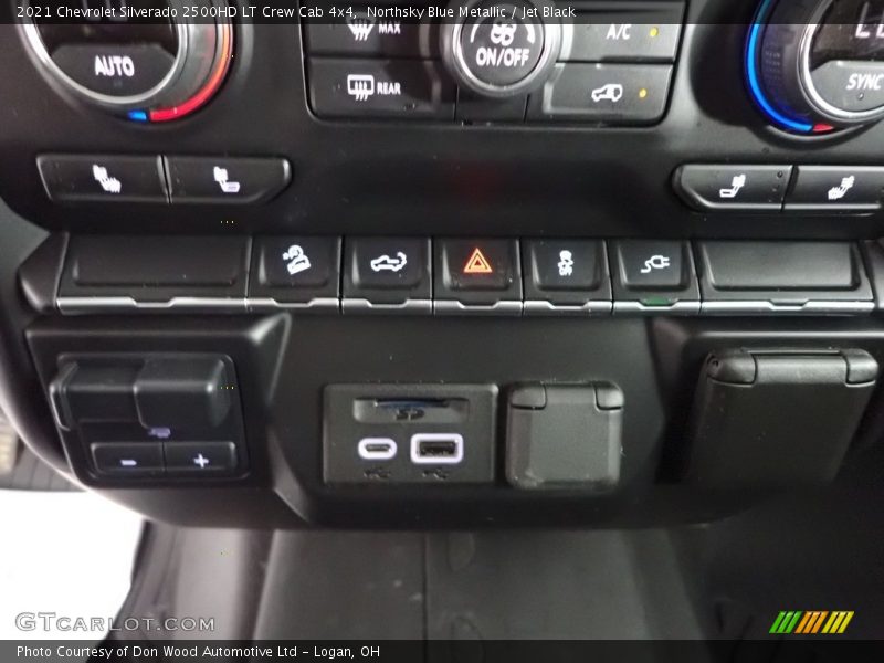 Northsky Blue Metallic / Jet Black 2021 Chevrolet Silverado 2500HD LT Crew Cab 4x4