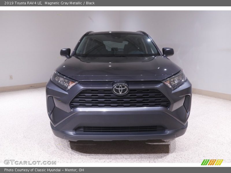 Magnetic Gray Metallic / Black 2019 Toyota RAV4 LE