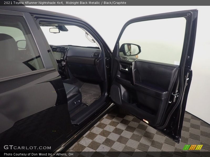Midnight Black Metallic / Black/Graphite 2021 Toyota 4Runner Nightshade 4x4
