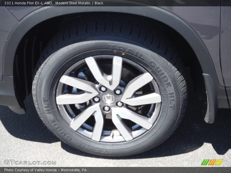 Modern Steel Metallic / Black 2021 Honda Pilot EX-L AWD