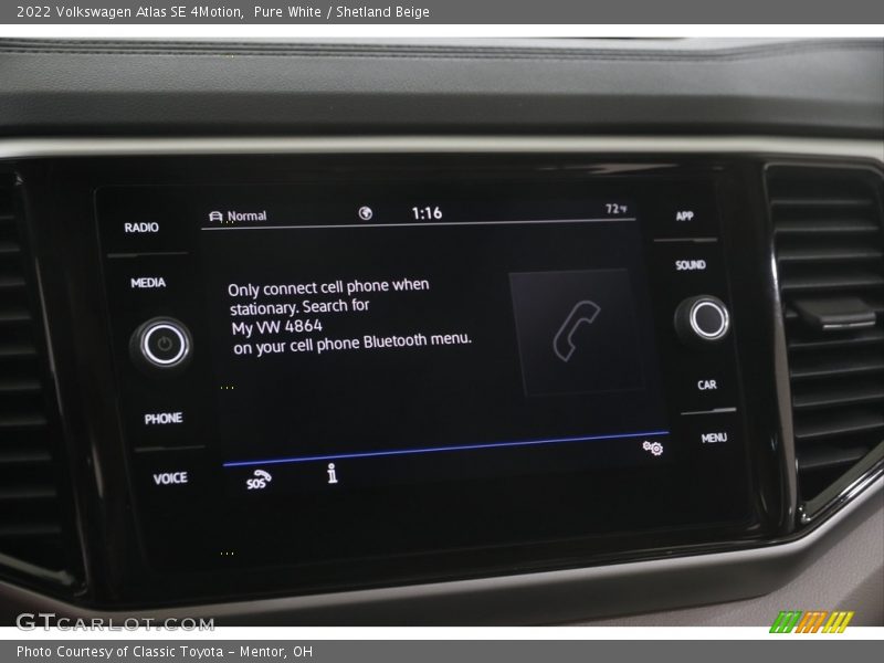 Pure White / Shetland Beige 2022 Volkswagen Atlas SE 4Motion