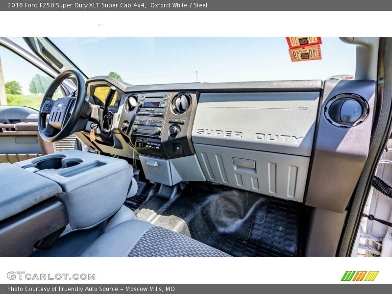 Oxford White / Steel 2016 Ford F250 Super Duty XLT Super Cab 4x4