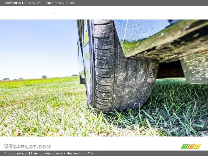 Black Onyx / Ebony 2005 Buick LaCrosse CXL