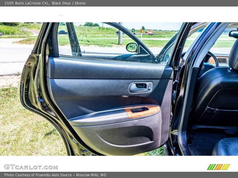 Black Onyx / Ebony 2005 Buick LaCrosse CXL