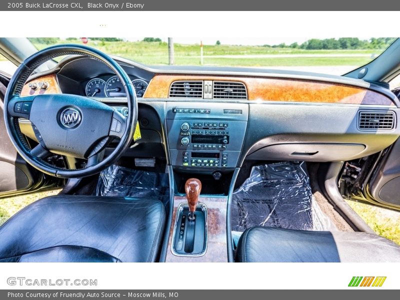 Black Onyx / Ebony 2005 Buick LaCrosse CXL