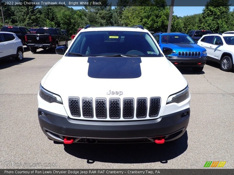 Bright White / Black 2022 Jeep Cherokee Trailhawk 4x4