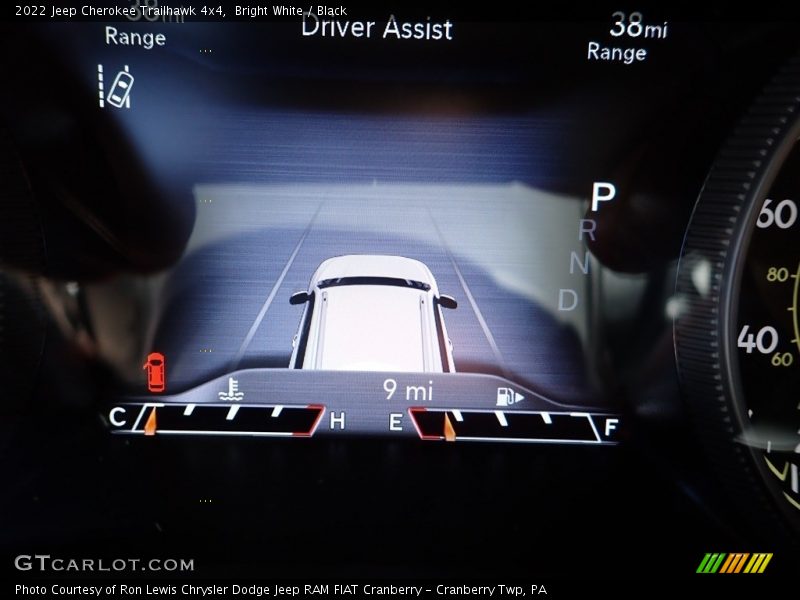 Bright White / Black 2022 Jeep Cherokee Trailhawk 4x4